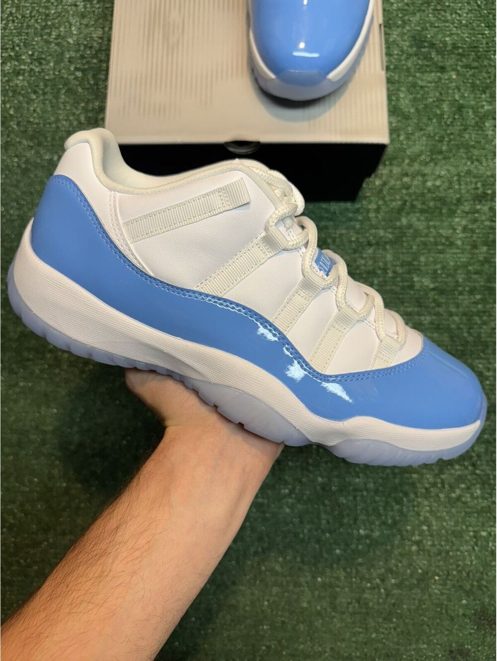 Jordan Retro 11 University Blue Size 11.5